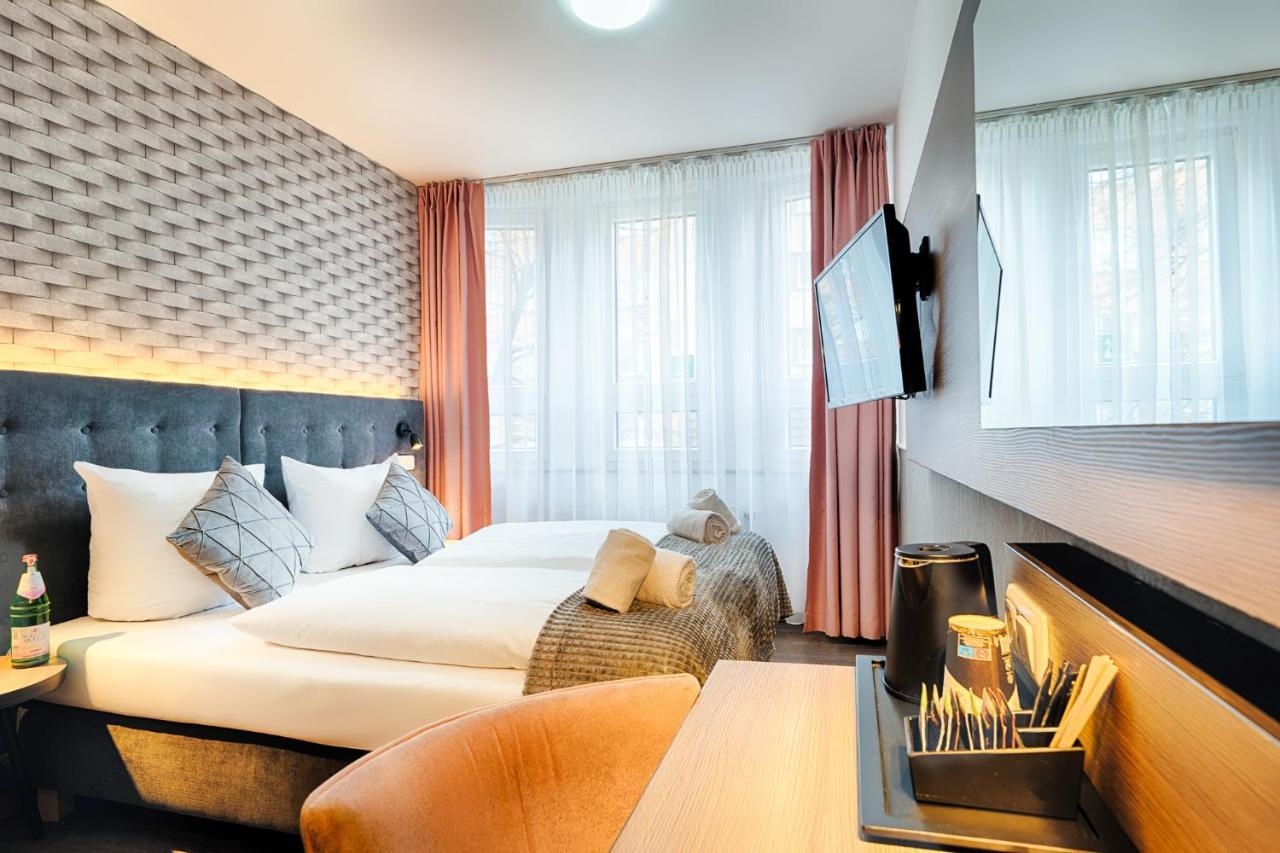 Home Hotel Dortmund Exteriör bild